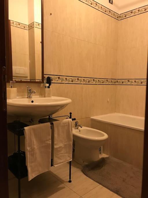 Apartment With Private Parking - Roma Est. Lunghezza Extérieur photo